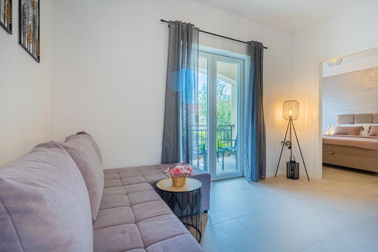 Apartments Ivanka Cres Bagian luar foto