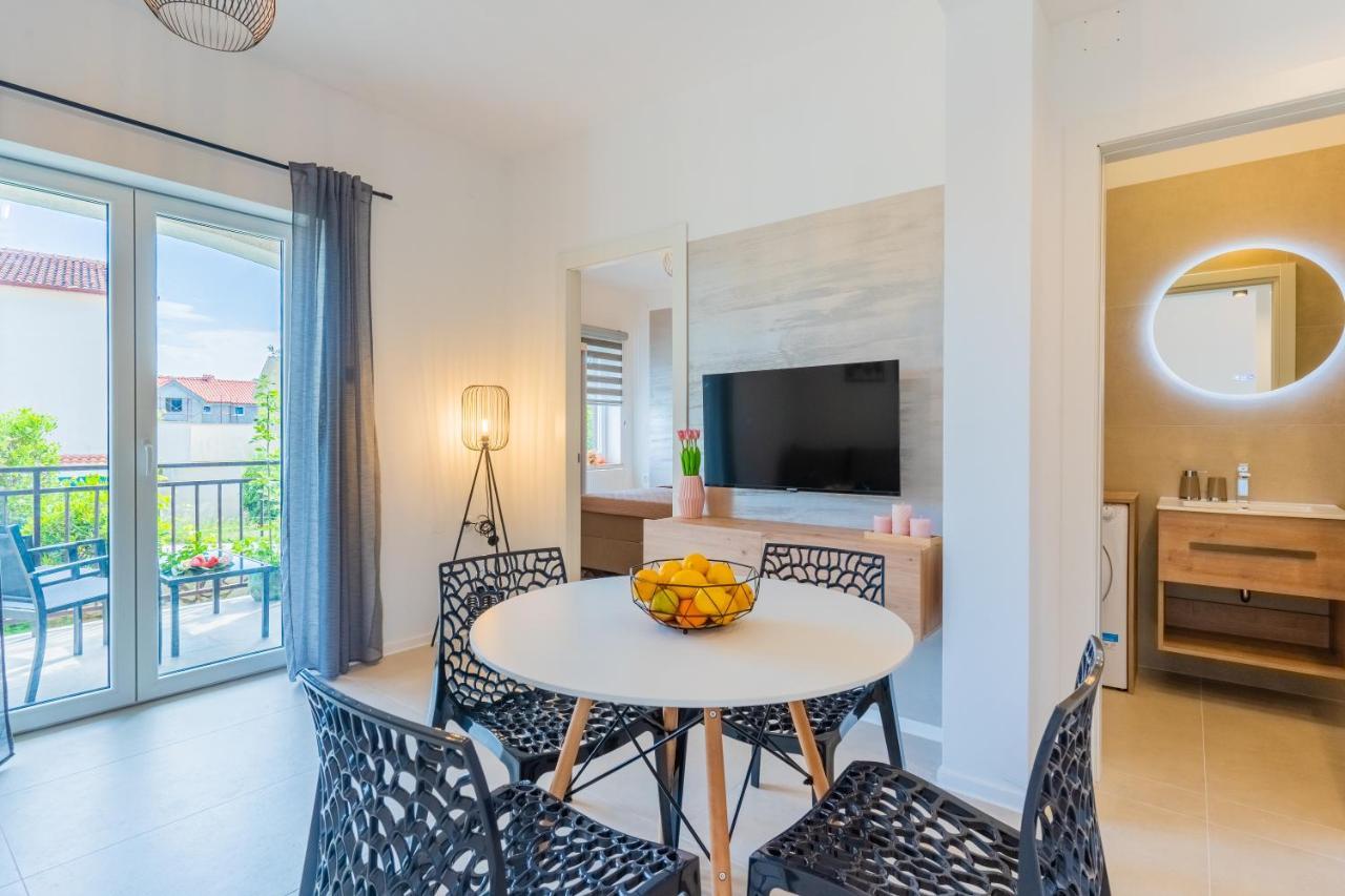 Apartments Ivanka Cres Bagian luar foto