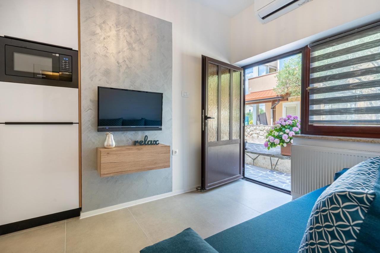 Apartments Ivanka Cres Bagian luar foto